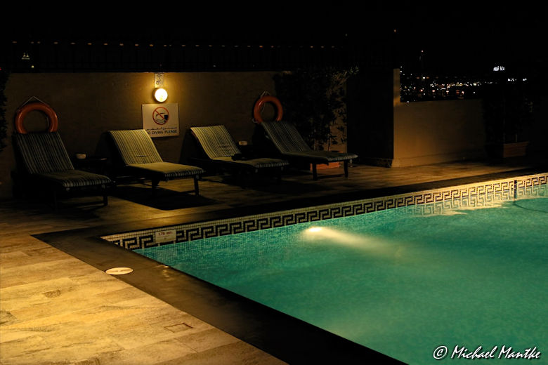 Bur Dubai Hotel Pool auf dem Dach