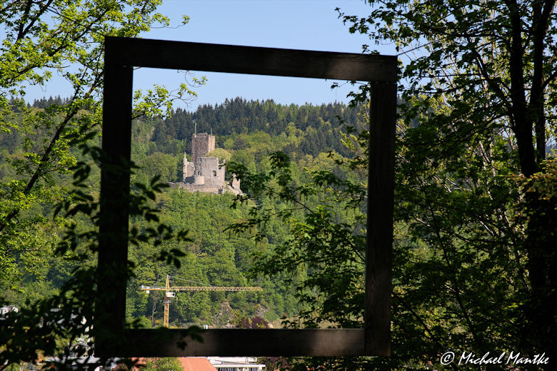 Natürlicher Rahmen: Schwarzwald Kastelburg