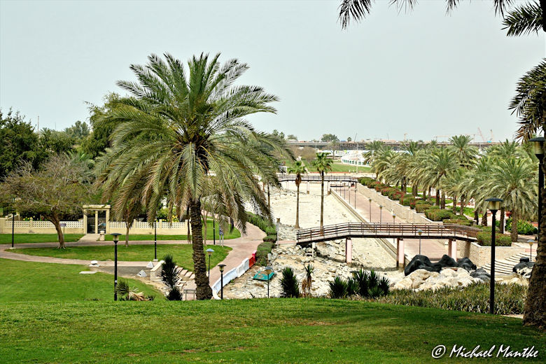 Safa Park Dubai Baustelle ausgetrocknetes Flussbett