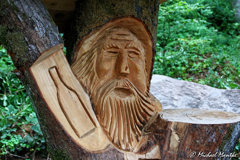 Hahn-und-Henne-Runde Holz Skulptur