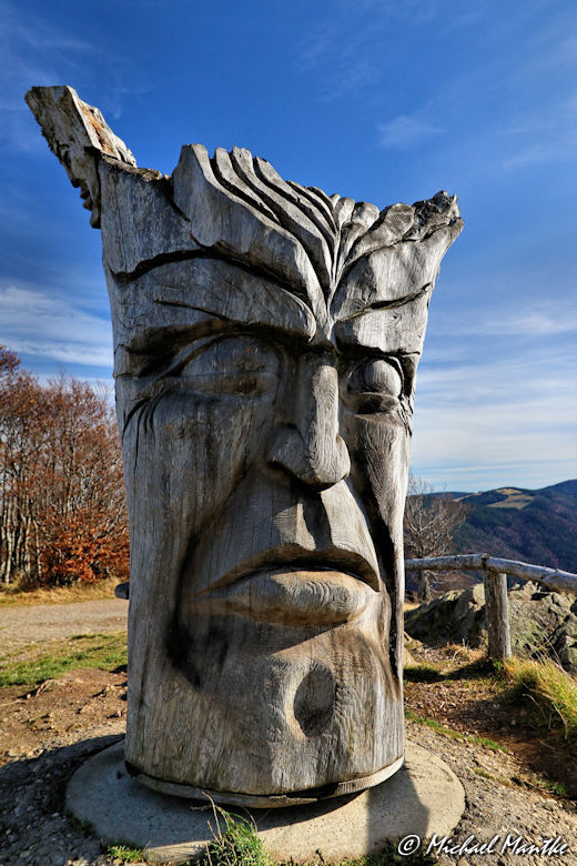 Schauinsland Pfad der Sinne Skulptur aus Holz