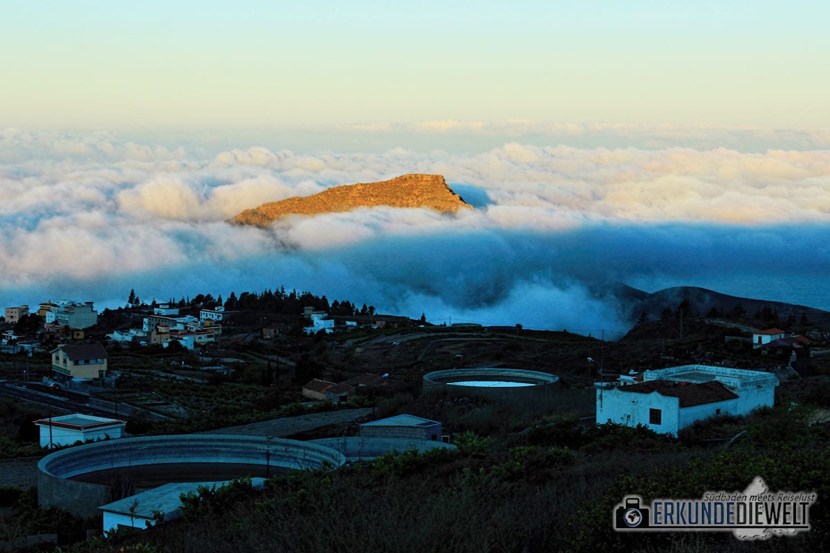 15spa0032-tenerife-sunset-above-clouds