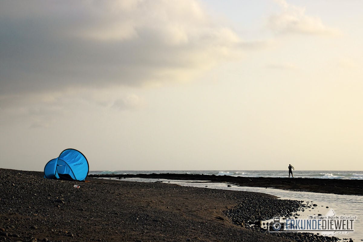 15spa0053-tenerife-beach-sunset-blue-tent