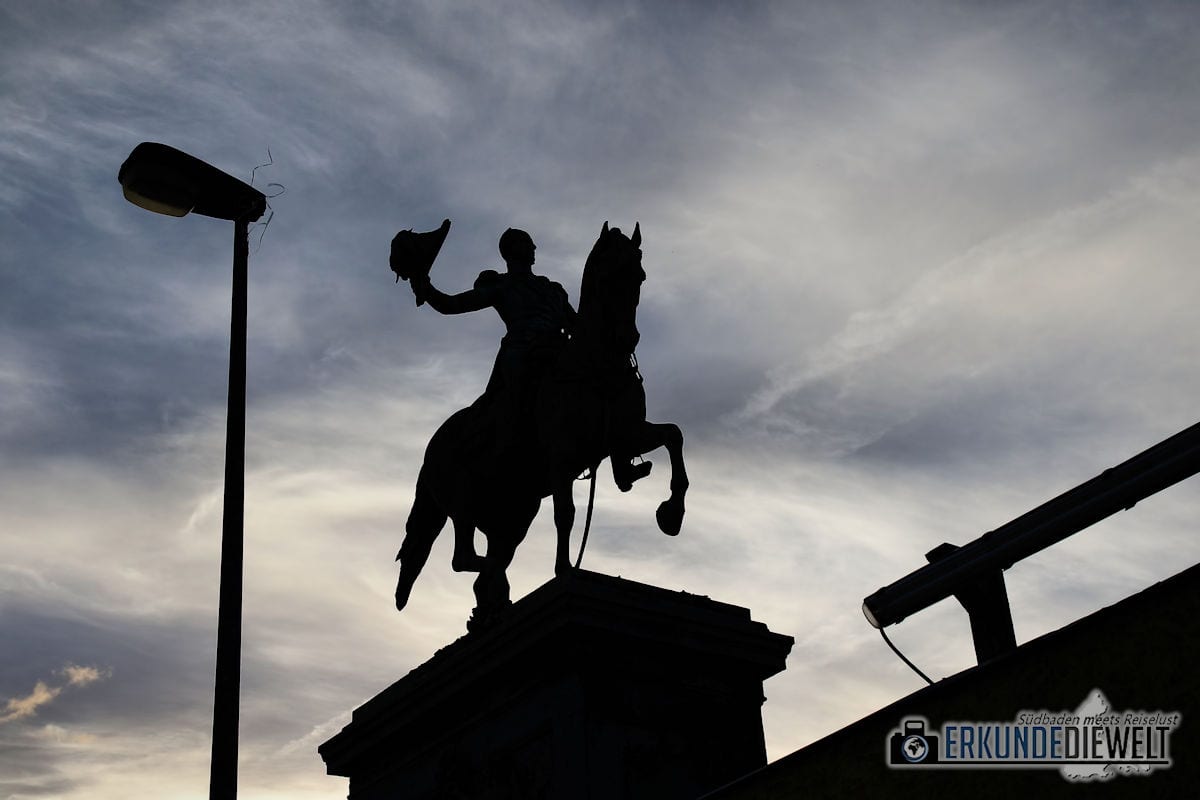 Equestrian Statue of William II at night, Luxemburg Stadt, Luxemburg