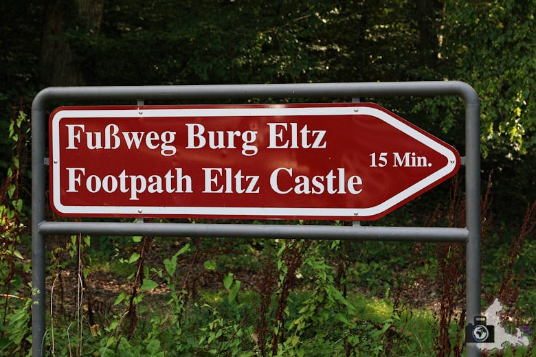 Fußweg zur Burg Eltz