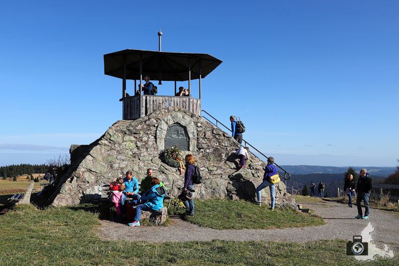 Aussichtsplattform auf dem Kandel Gipfel
