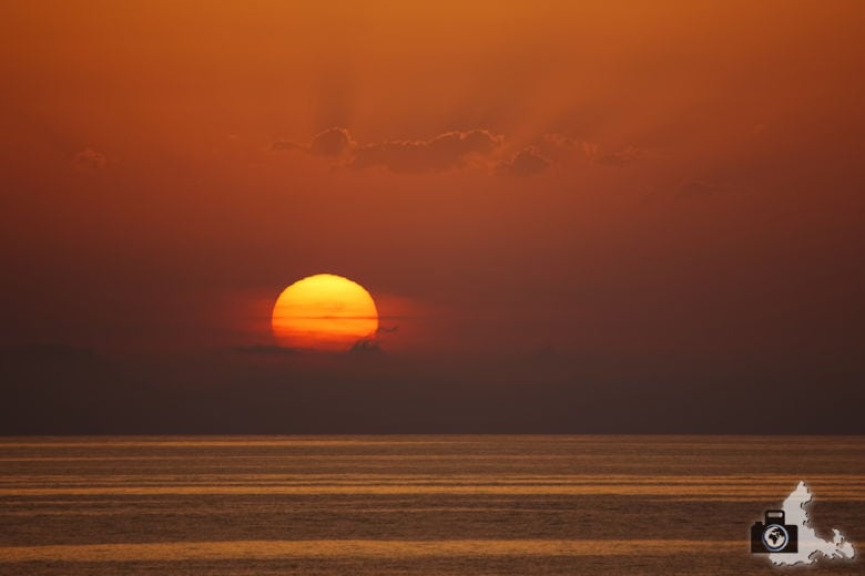 Tipps zum Fotografieren an Strand & Küste - Sonne als Feuerball