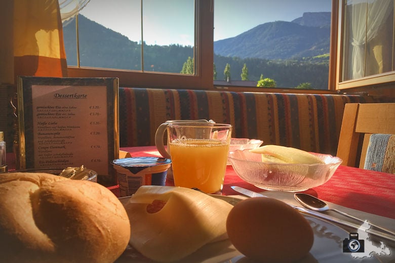 Frühstück im Alpenhof Hotel Garni