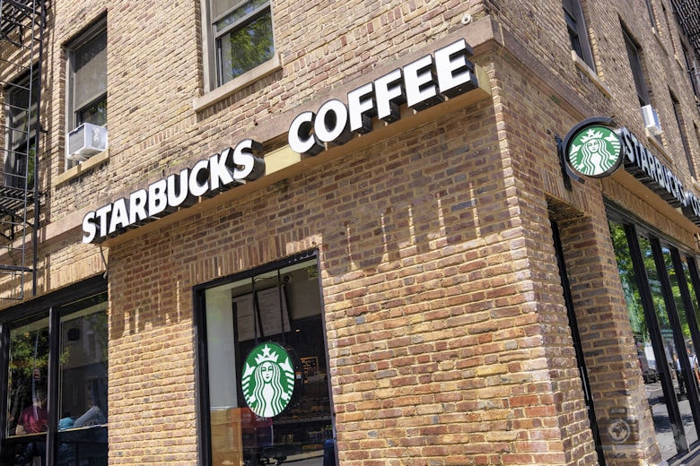 New York - Starbucks Coffee
