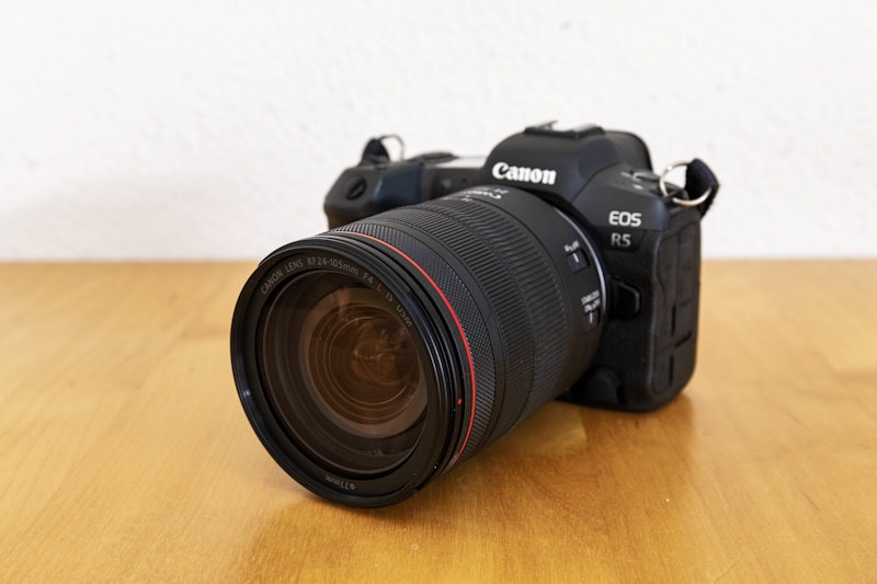 Canon RF 24-105 F4L IS USM - Kombination mit EOS R5